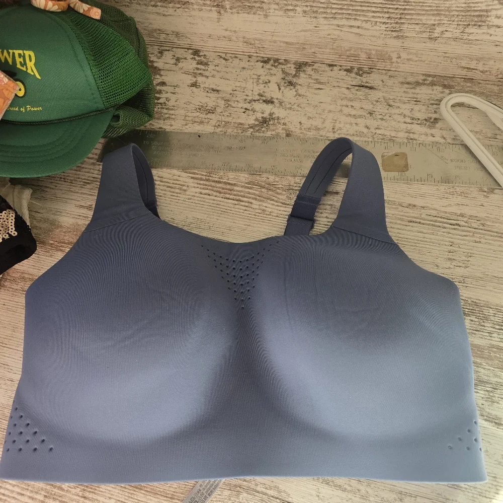 Victoria Secret Seamless Periwinkle Sports Bra Sz 36DD Sport Athletic Gym - Picture 3 of 10